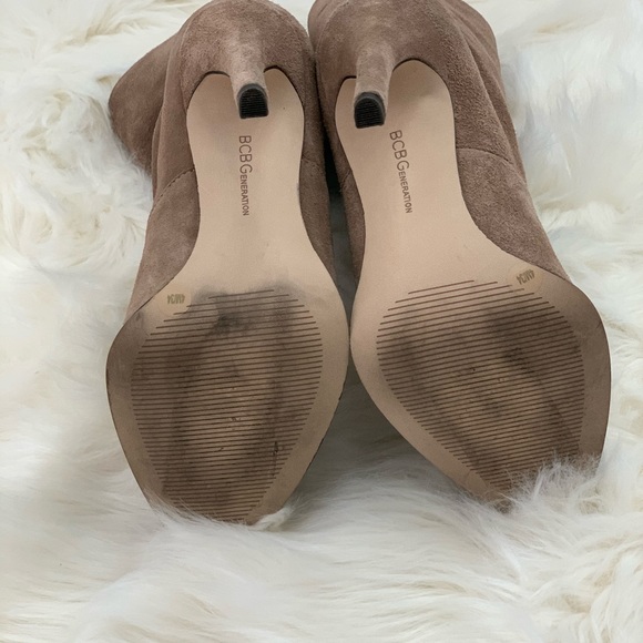 Boots - Picture 5 of 5